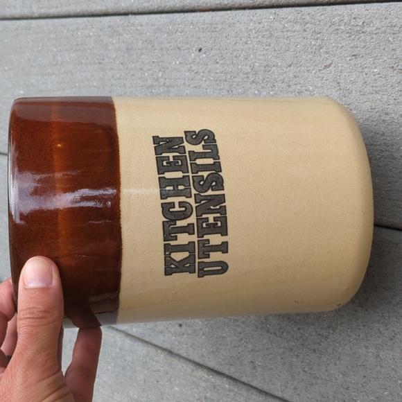 Vintage Stoneware Kitchen Utensils Crock Style Storage Jar - Picture 2 of 9